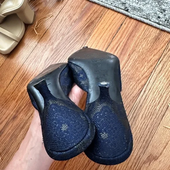 Vintage Prada Pointed-Toe Mules size 40 - Picture 2 of 7